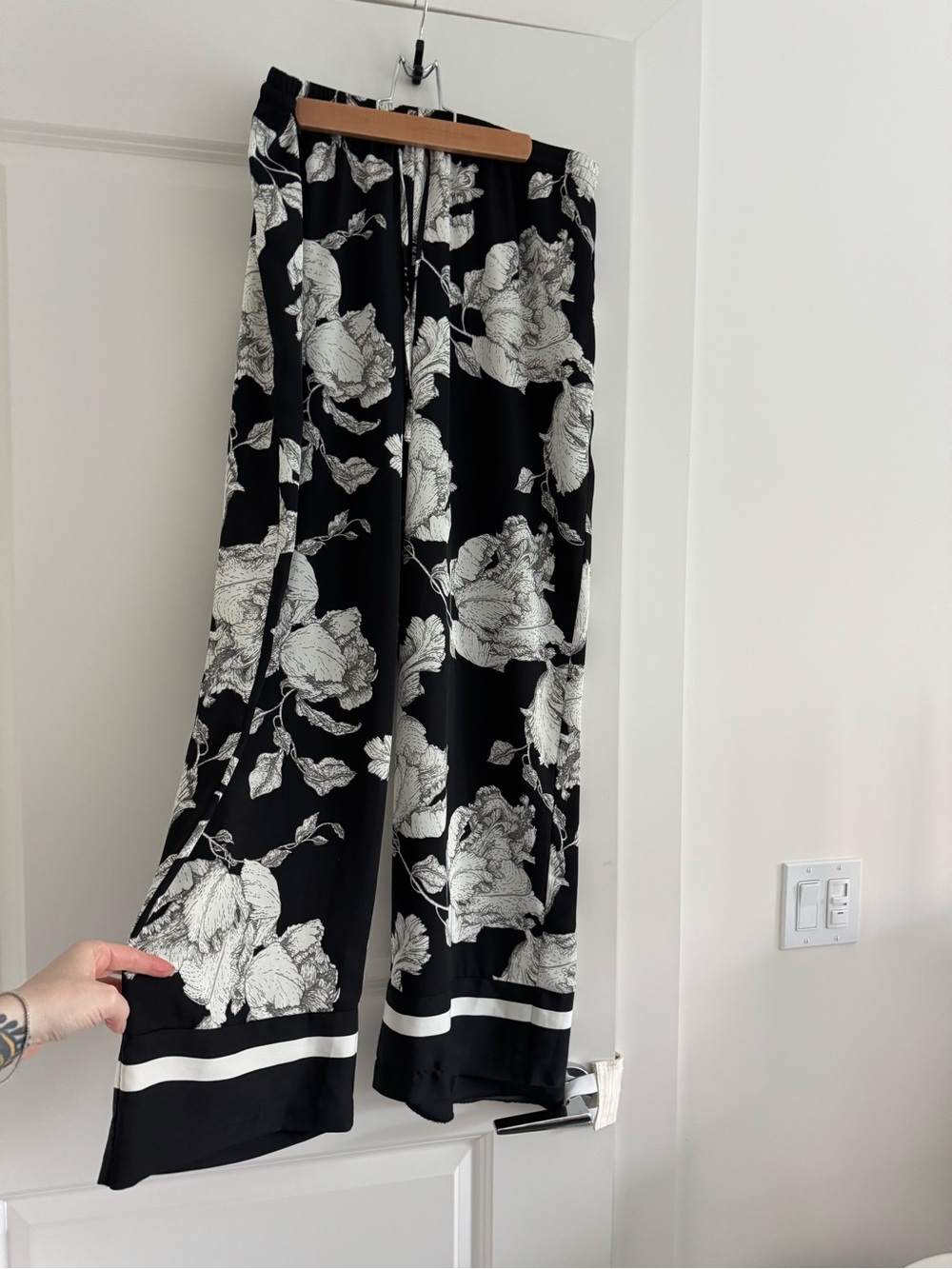 Black and White Floral Wide-Leg Pants
